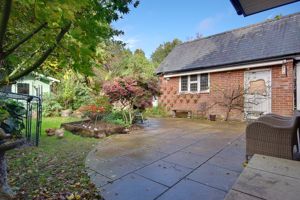 Rear External- click for photo gallery